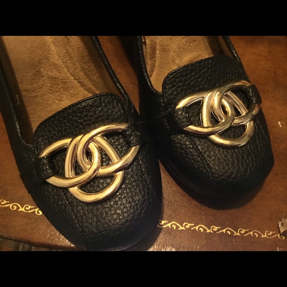Dressy shoes